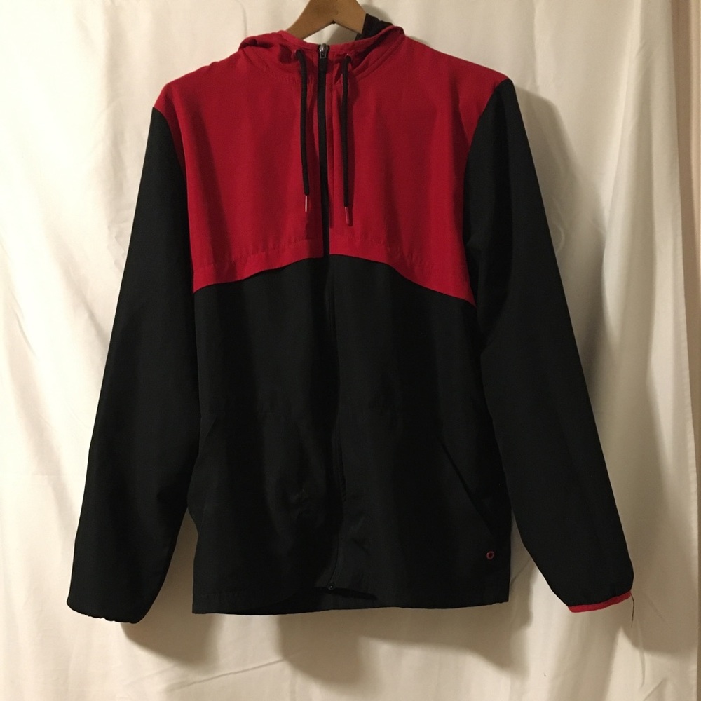 Light weight workout zip up